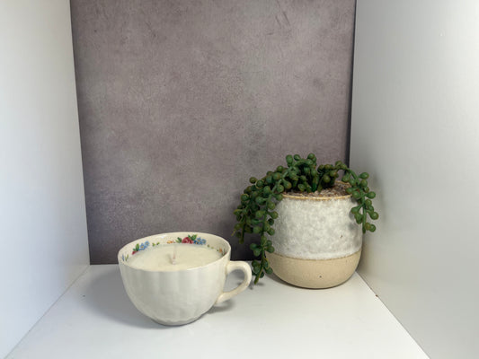 Ceramic Tea Cup Candle – Medium (Vanilla)